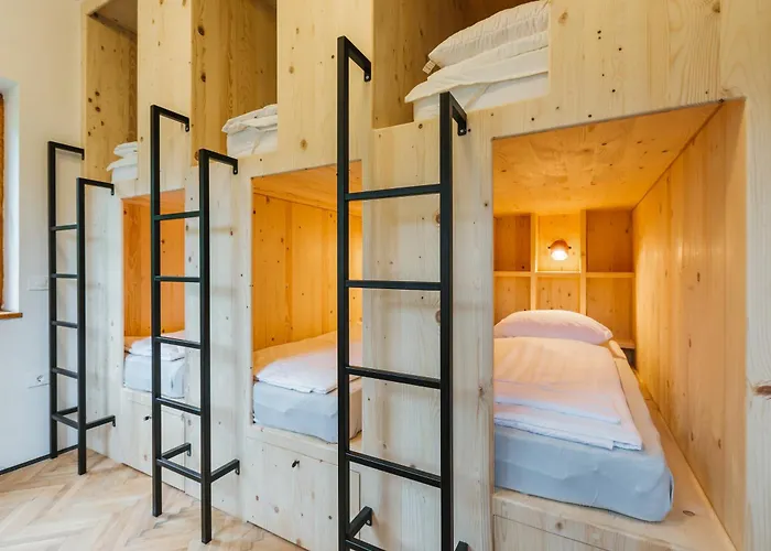 Hostel 2nd Station Bled